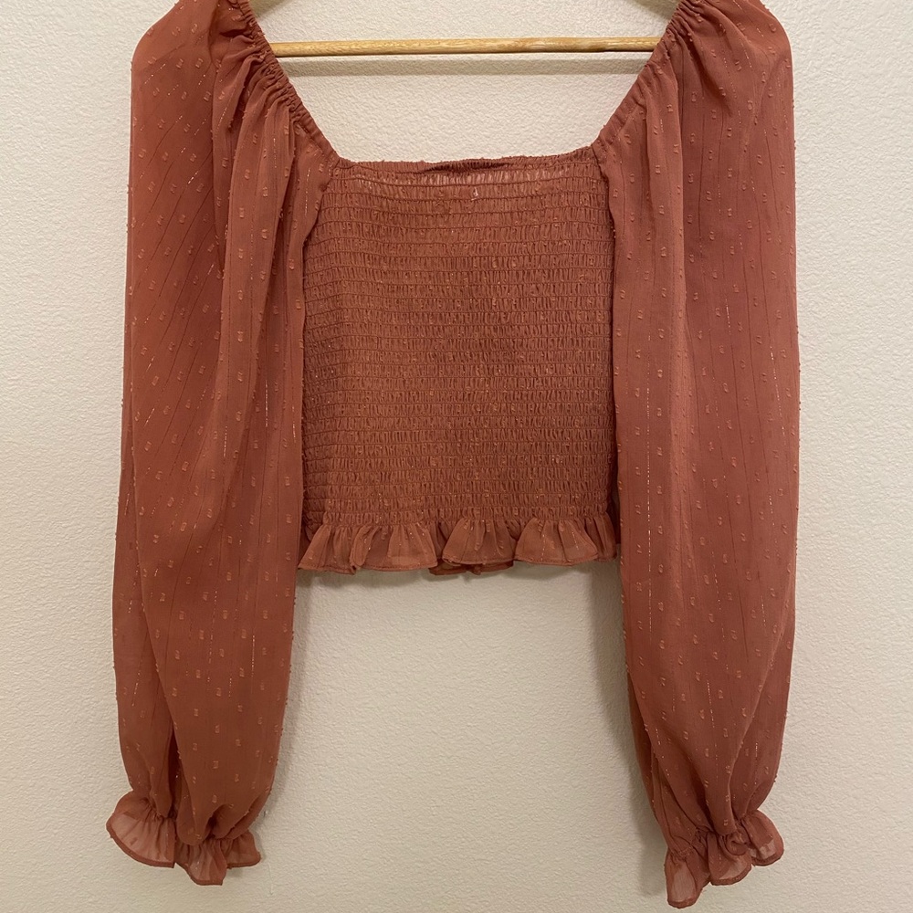 Bow-tie croppe long-sleeve top